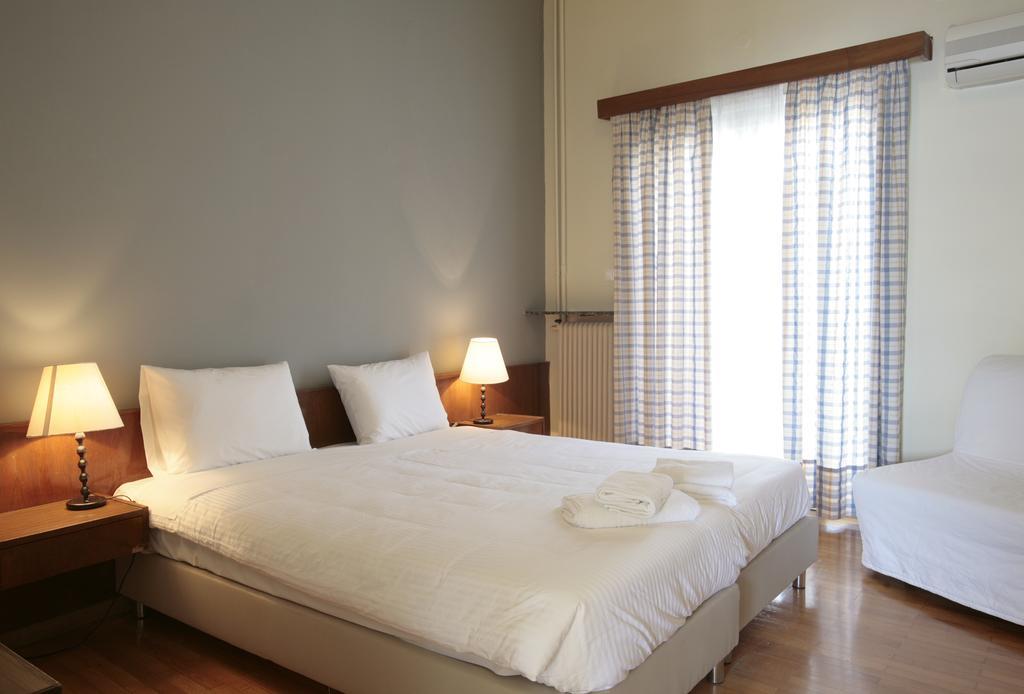 Hotel Theoxenia Лутракі Екстер'єр фото