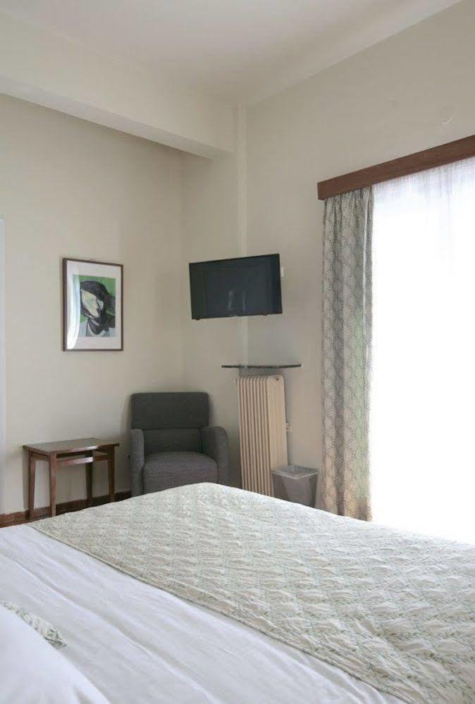 Hotel Theoxenia Лутракі Екстер'єр фото